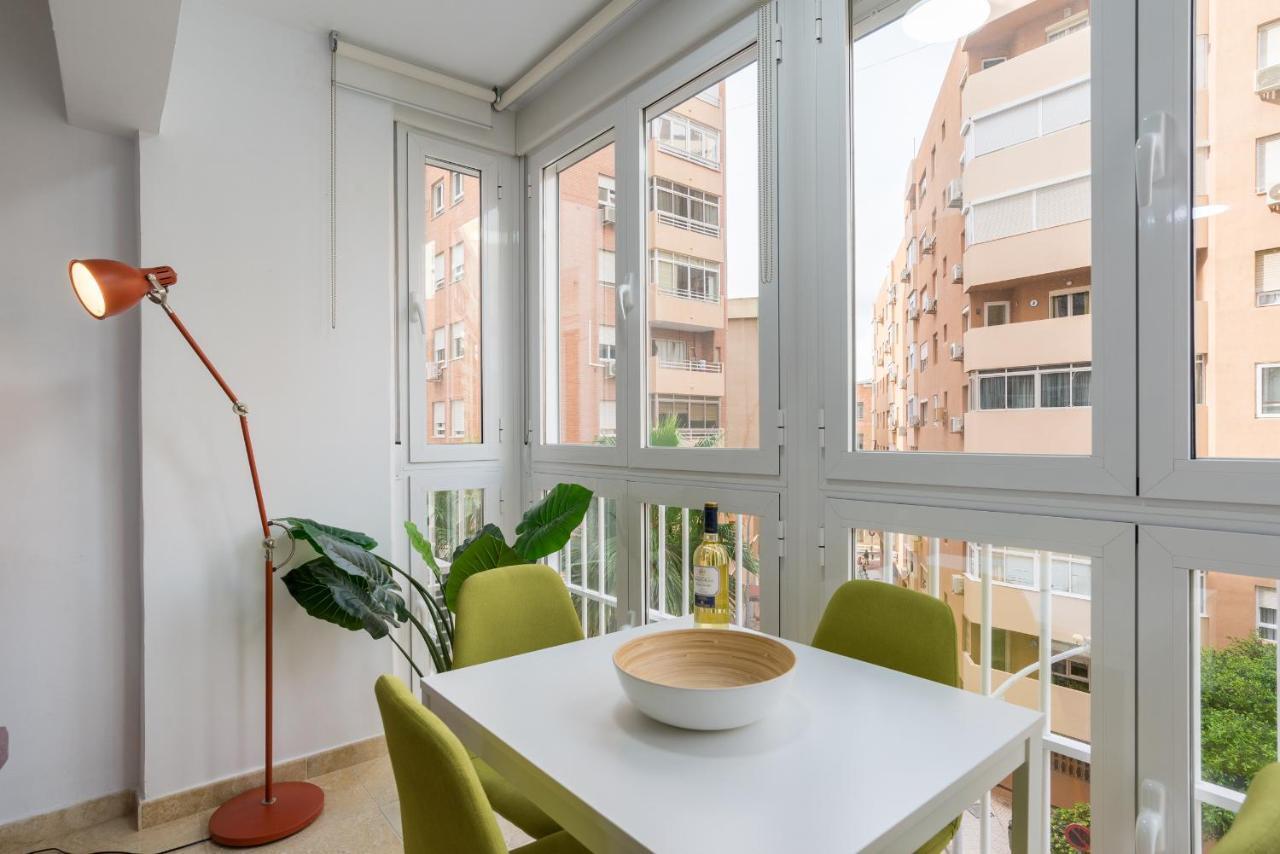 Mp5-Just Renovated Apartment Right On The Beach Malaga Zewnętrze zdjęcie