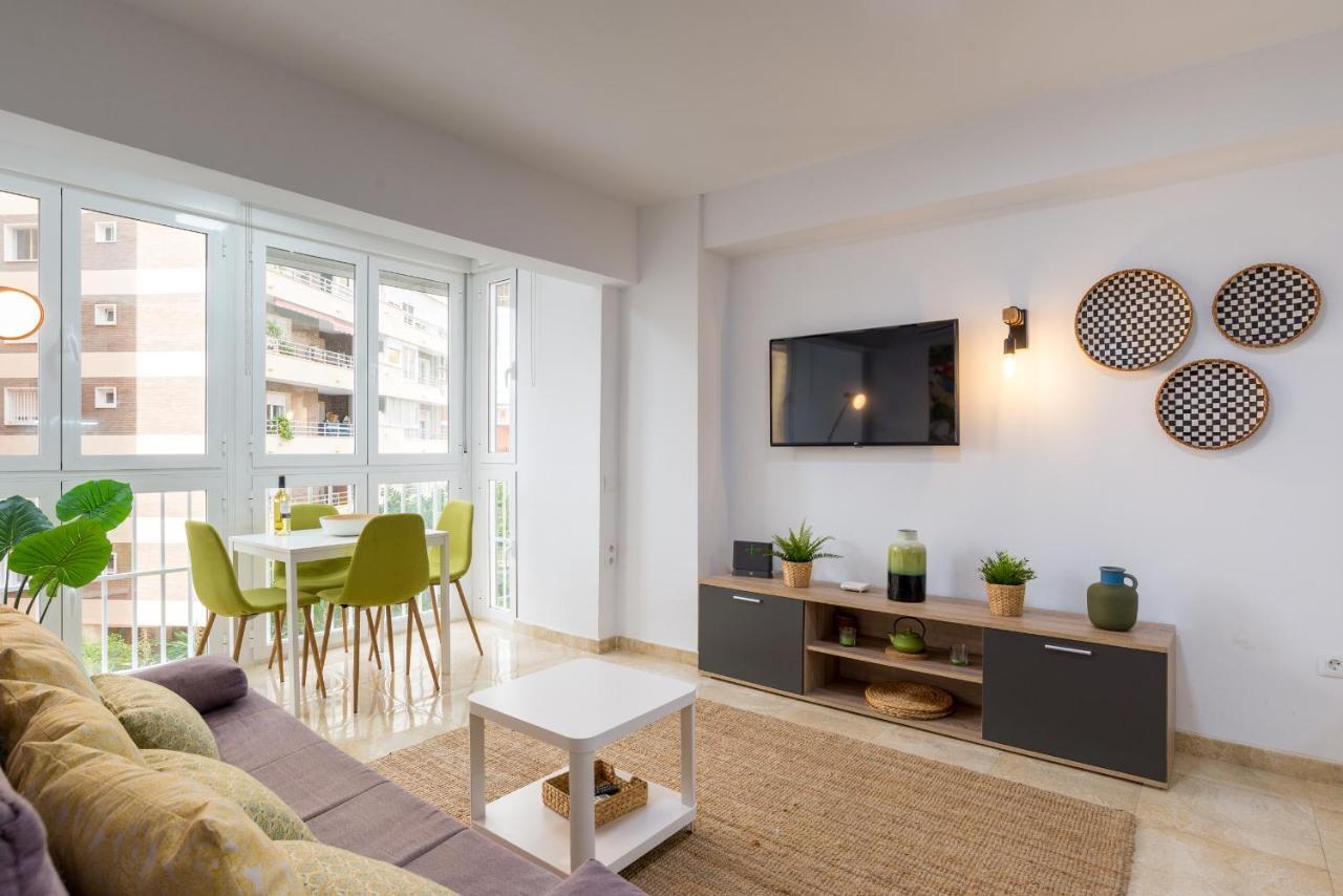 Mp5-Just Renovated Apartment Right On The Beach Malaga Zewnętrze zdjęcie
