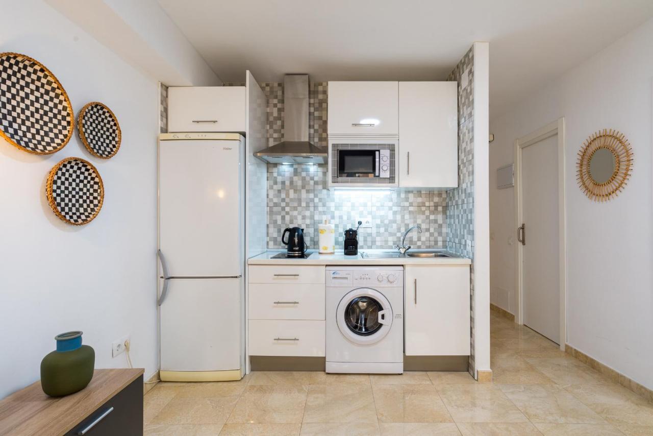 Mp5-Just Renovated Apartment Right On The Beach Malaga Zewnętrze zdjęcie