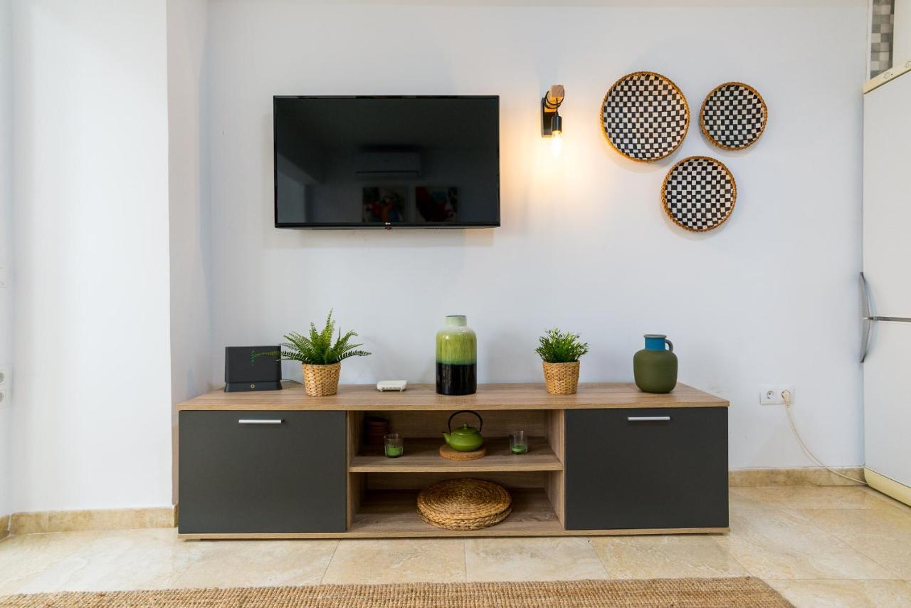 Mp5-Just Renovated Apartment Right On The Beach Malaga Zewnętrze zdjęcie